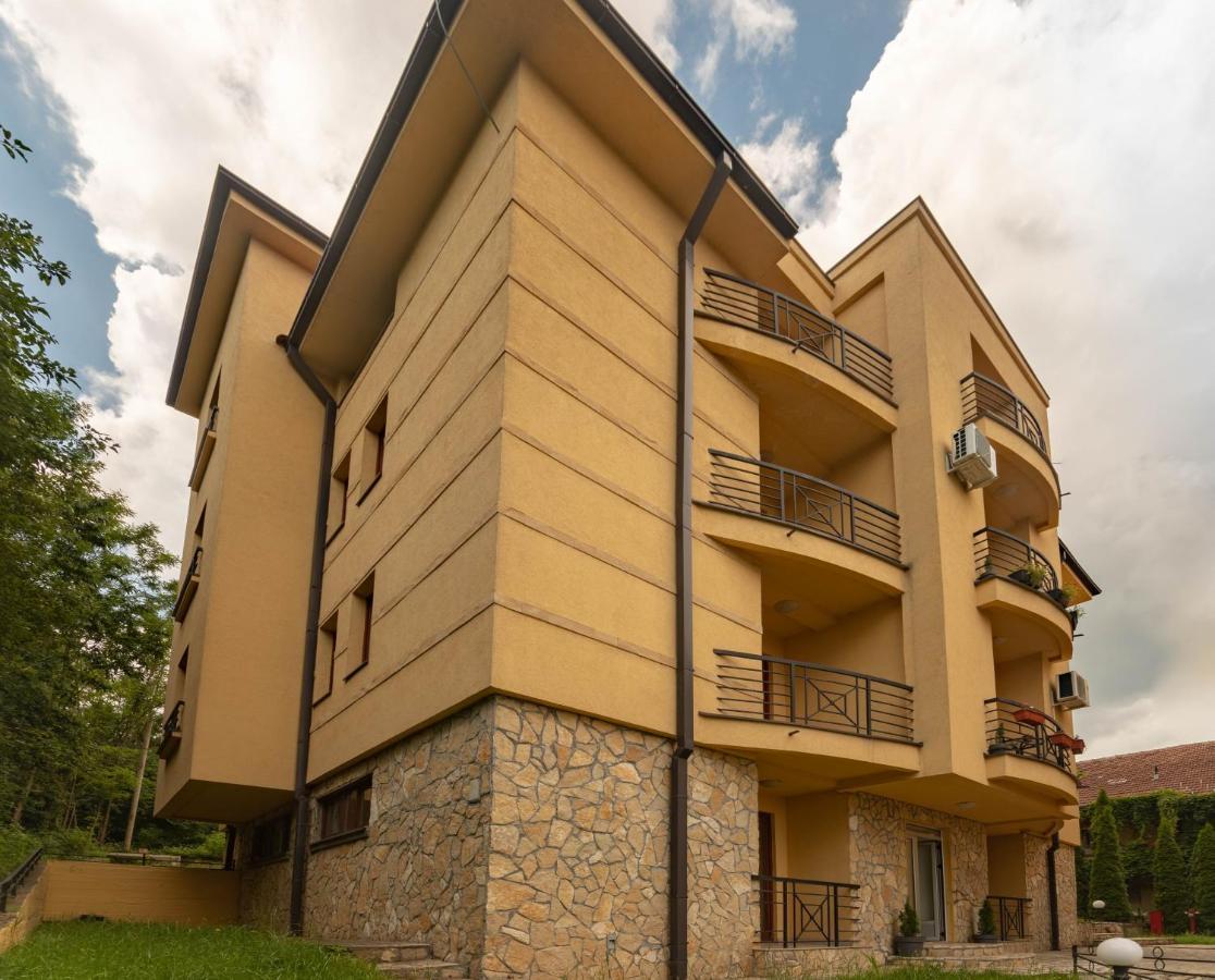Apartman Modena Lux Vrnjačka Banja Extérieur photo