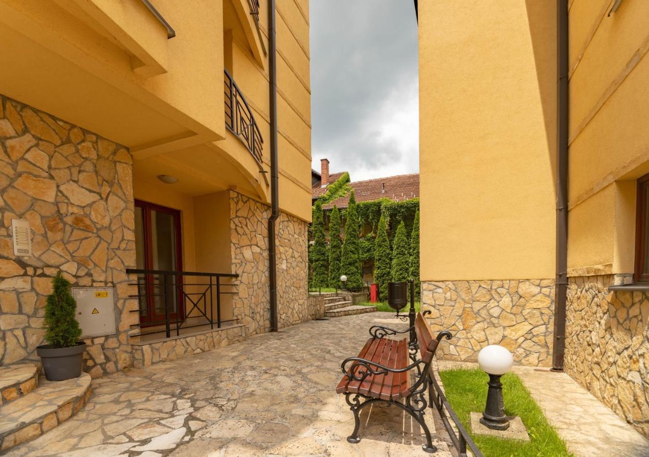 Apartman Modena Lux Vrnjačka Banja Extérieur photo